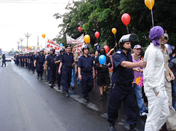 Din era represiunii la egalitate: evoluția comunității LGBTQIA+ din România