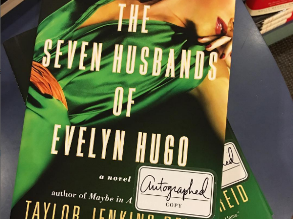Cei șapte soți ai lui Evelyn Hugo -  sau cum e realitatea de a fi femeie la Hollywood