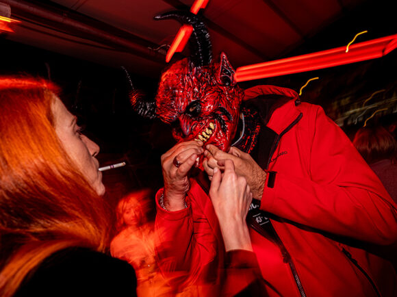 Cu cine m-am întâlnit în noaptea de Halloween