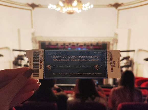 Pe scena unde se joacă libertatea