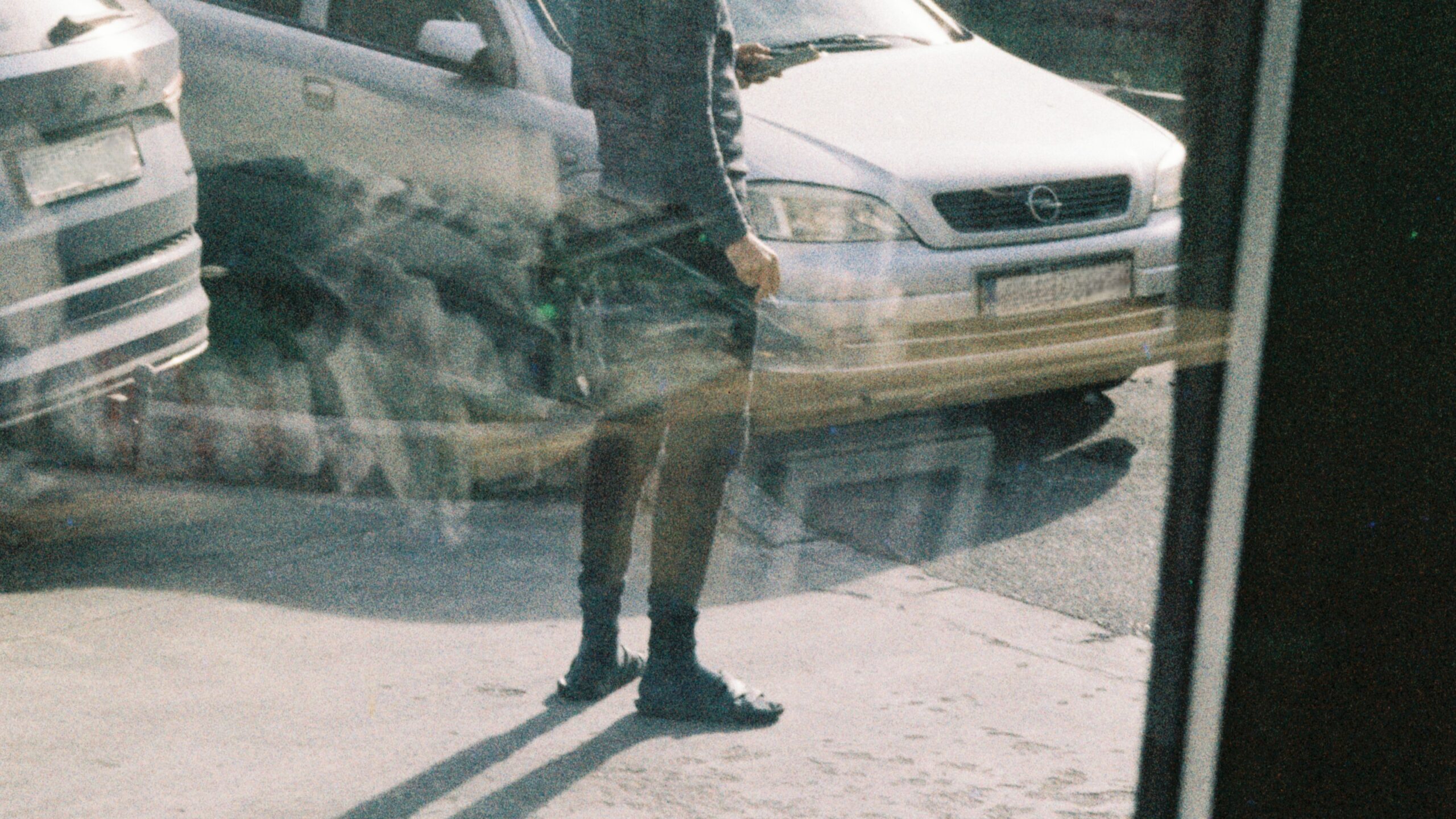 Azi e azi. Mâine nu poate fi definit