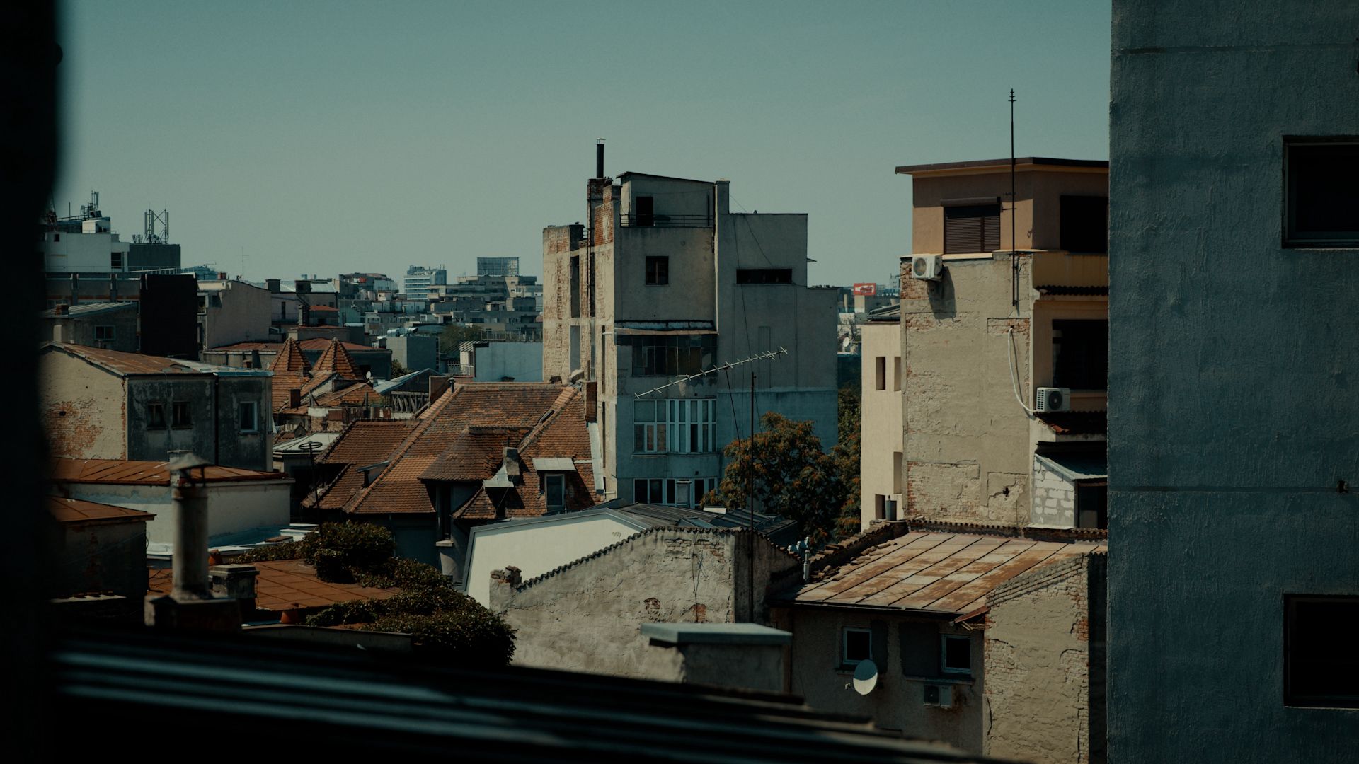 Țara care nu mai așteaptă salvarea