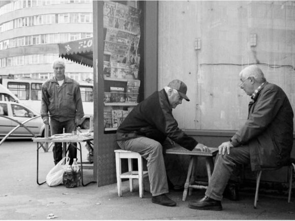 Cartierul te face om, centrul te face orășean