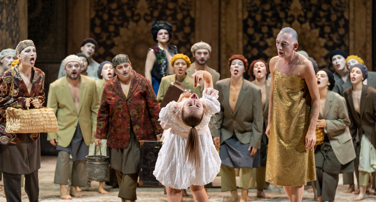 Teatru ca vis care nu se explică: Purcărete și Abul Hossein